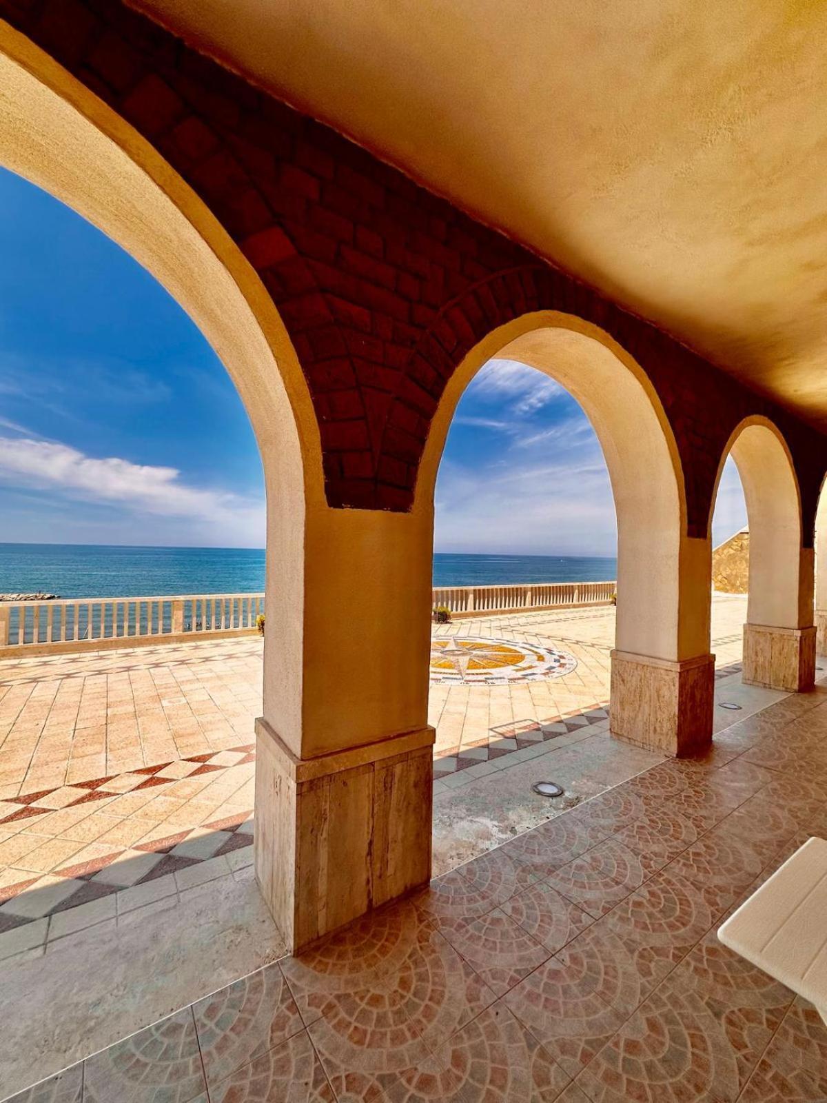 Il Paradiso Sul Mare アンツィオ エクステリア 写真