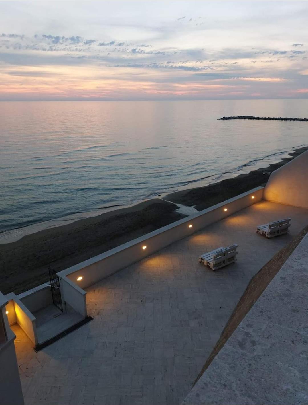 Il Paradiso Sul Mare アンツィオ エクステリア 写真