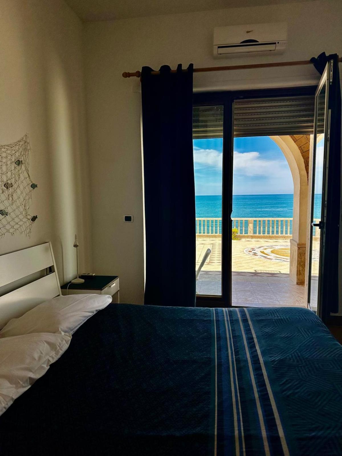 Il Paradiso Sul Mare アンツィオ エクステリア 写真